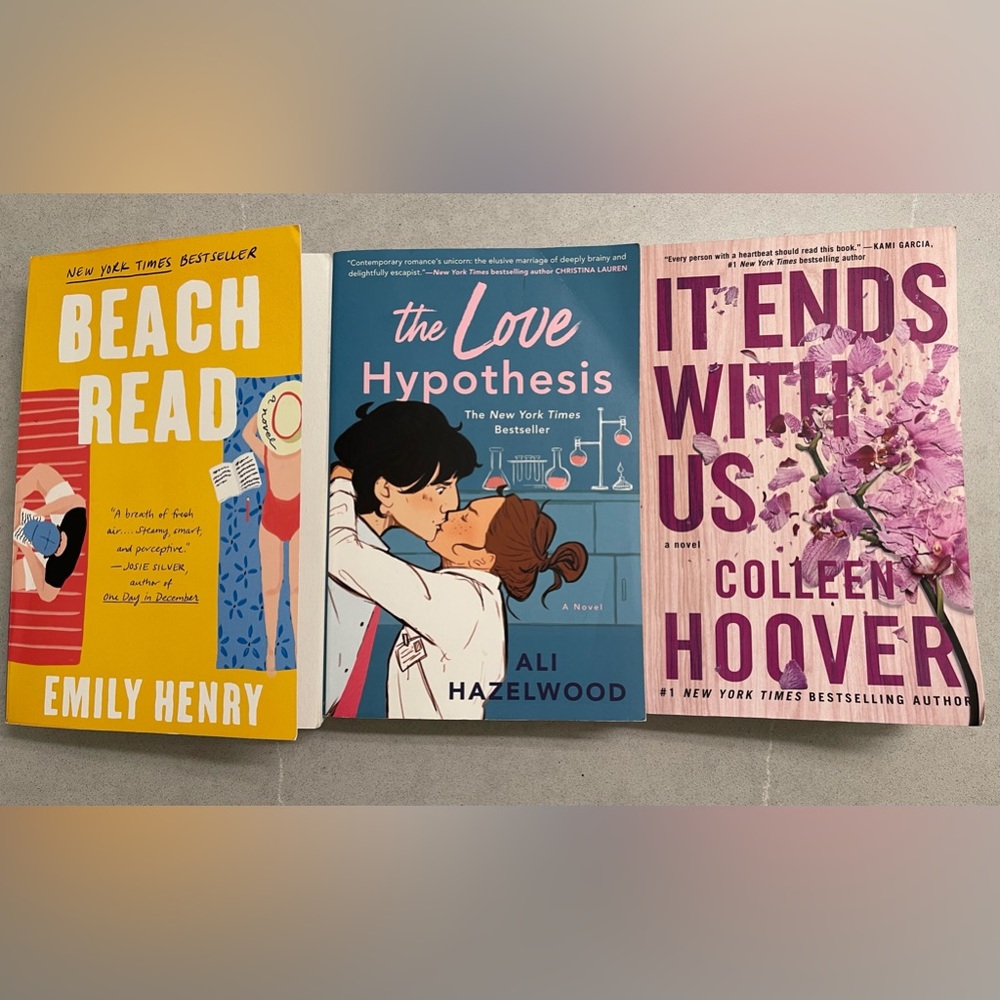 Booktok starter pack: Beach Read, It Ends With Us, Love Hypothesis